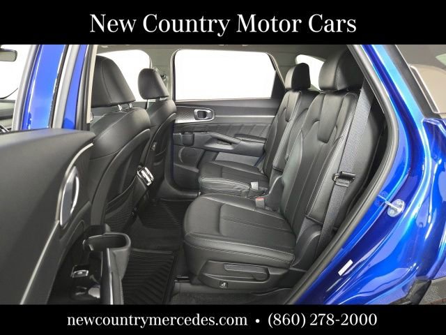 Used 2022 Kia Sorento SX AWD/4WD image 16