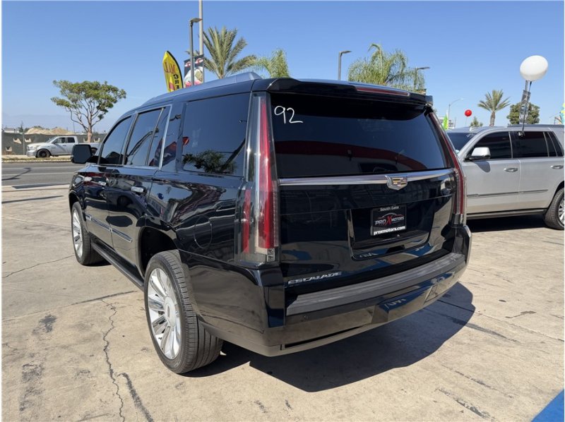 Used 2016 Cadillac Escalade Platinum AWD/4WD image 68