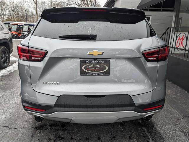 Used 2024 Chevrolet Blazer LT w/ Convenience Package image 3