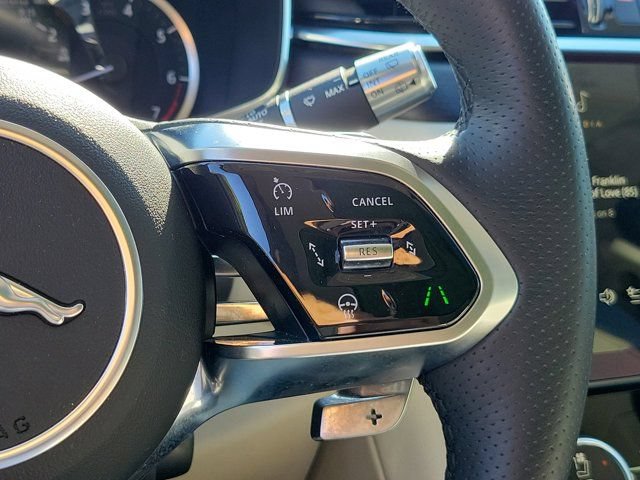 Used 2023 Jaguar F-PACE R-Dynamic S AWD/4WD image 28