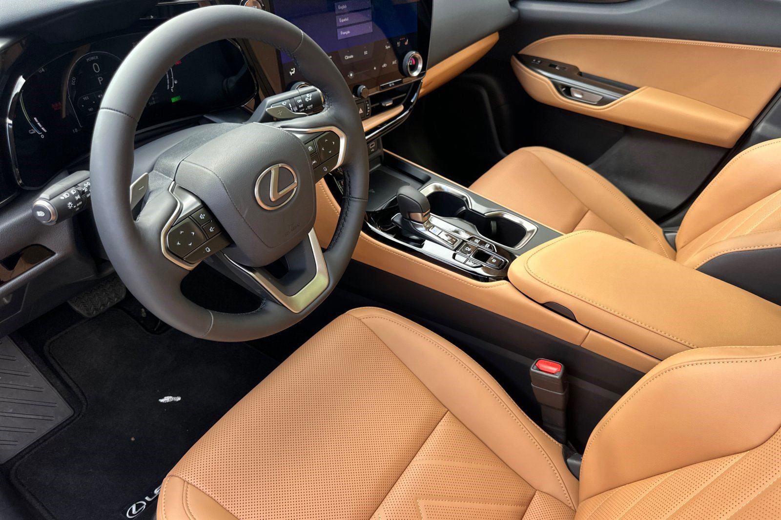 New 2026 Lexus NX 450h+ AWD w/ Luxury Package image 4