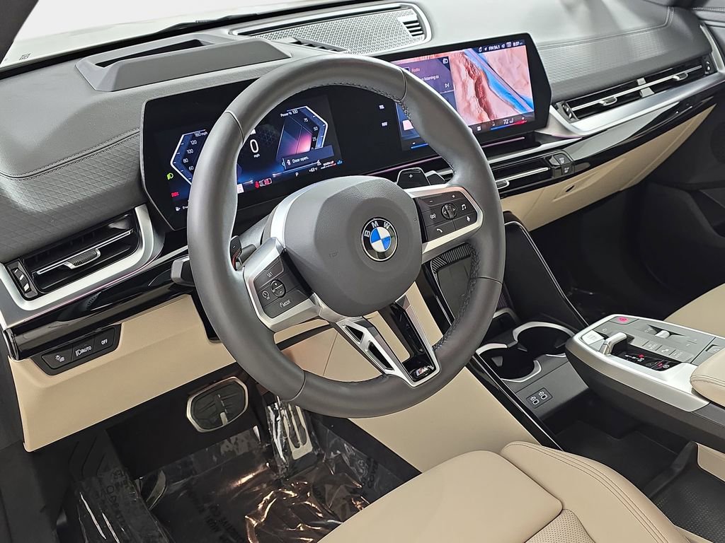 Used 2025 BMW X2 xDrive28i w/ Technology Package image 19
