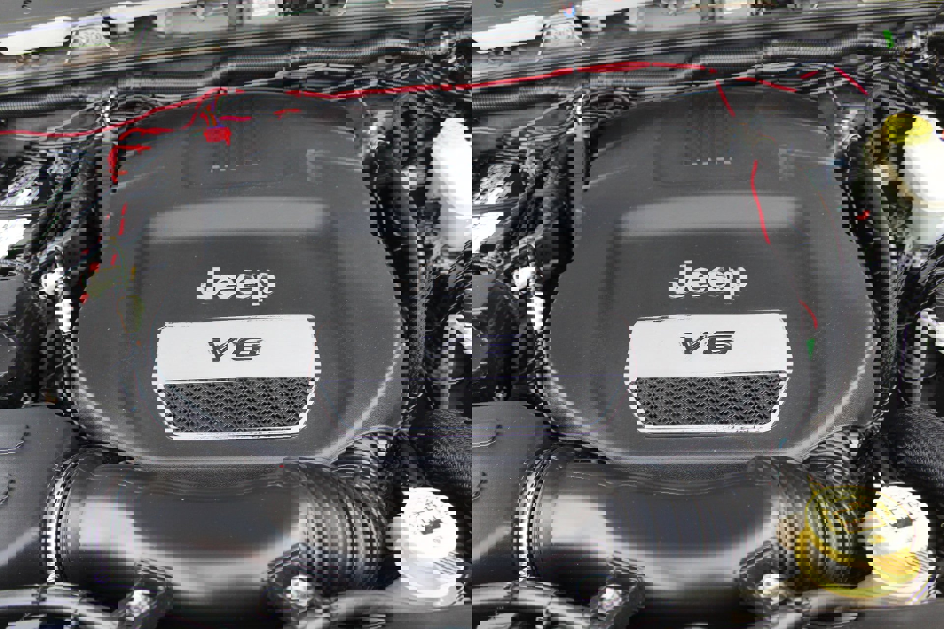 Used 2014 Jeep Wrangler Rubicon w/ Power Convenience Group image 36