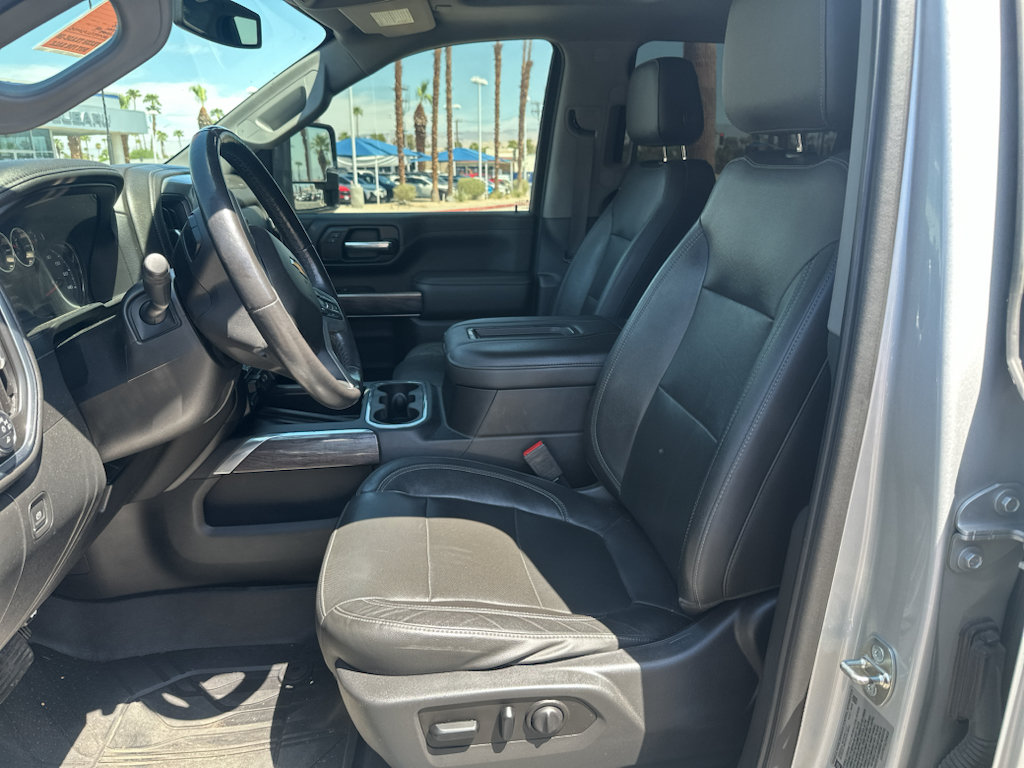 Used 2020 Chevrolet Silverado 2500 LTZ w/ LTZ Plus Package AWD/4WD image 5