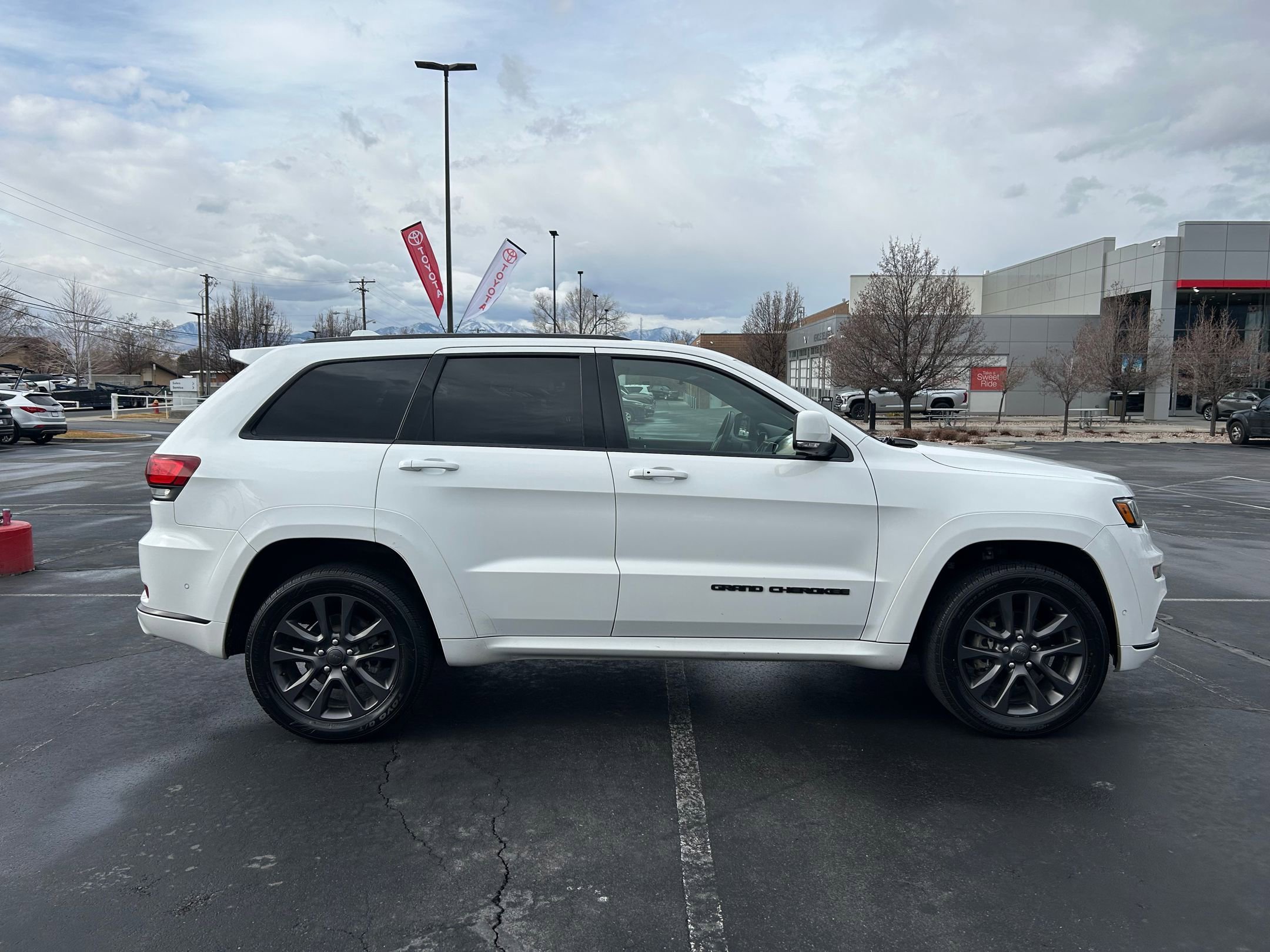 Used 2018 Jeep Grand Cherokee High Altitude image 6
