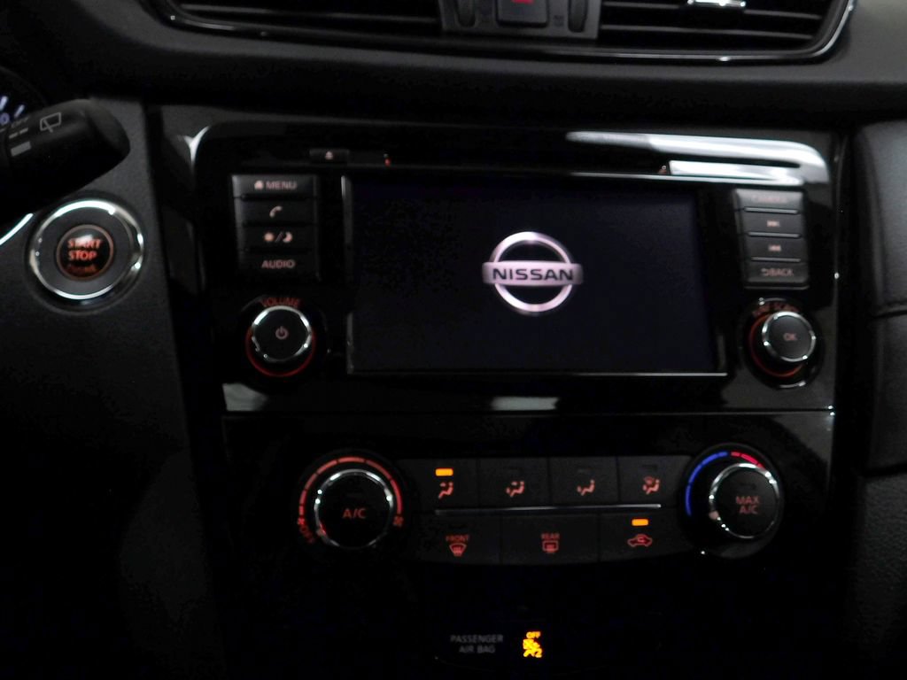 Used 2020 Nissan Rogue SV AWD/4WD image 36