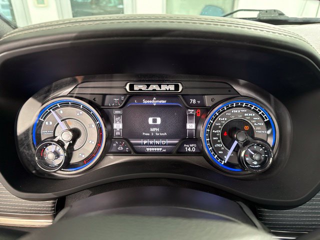Used 2020 RAM 2500 Limited AWD/4WD image 23