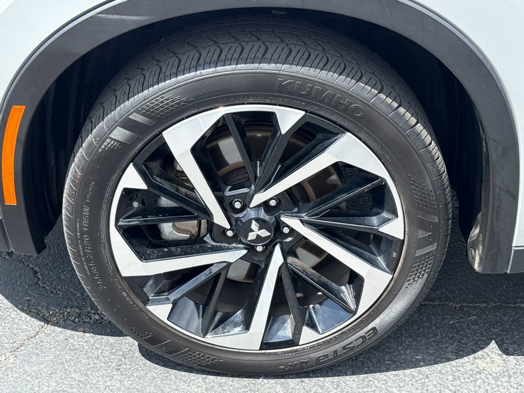Used 2024 Mitsubishi Outlander SE FWD image 5