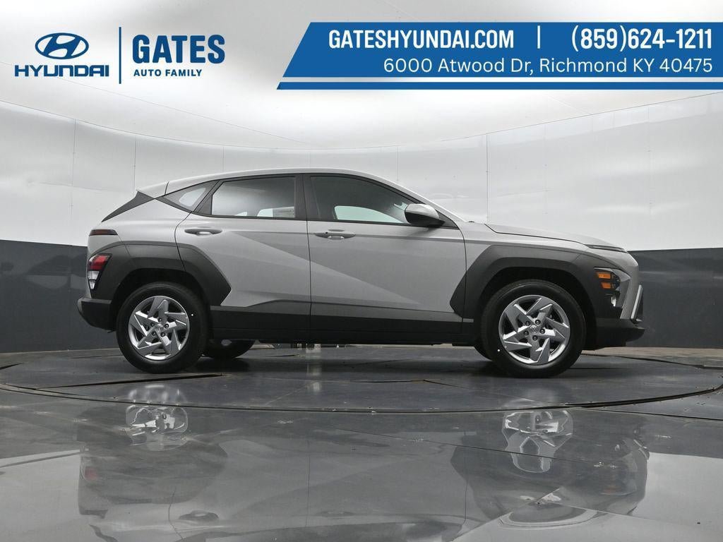 New 2027 Hyundai Kona SE FWD image 37