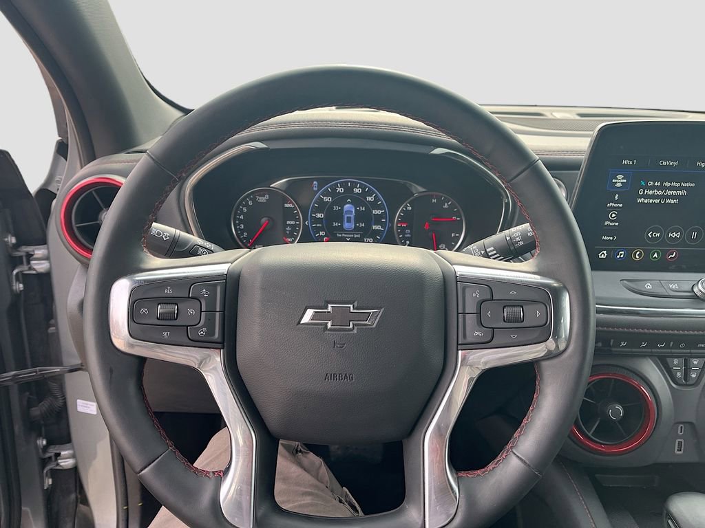 Used 2025 Chevrolet Blazer RS FWD image 11