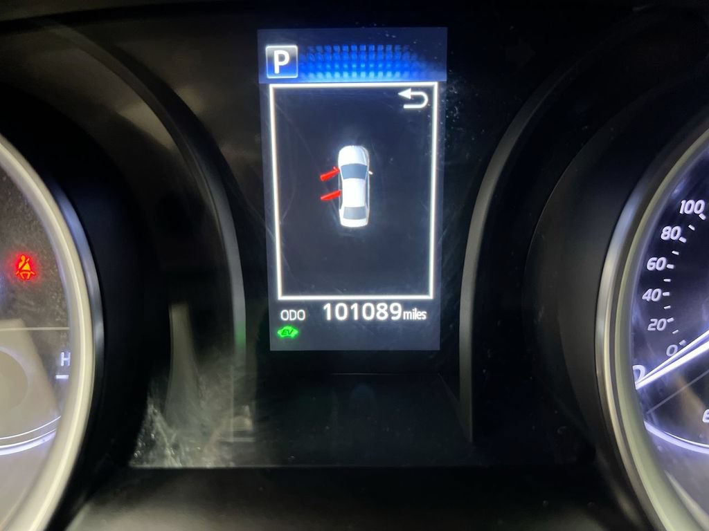 Used 2021 Toyota Camry LE FWD image 13