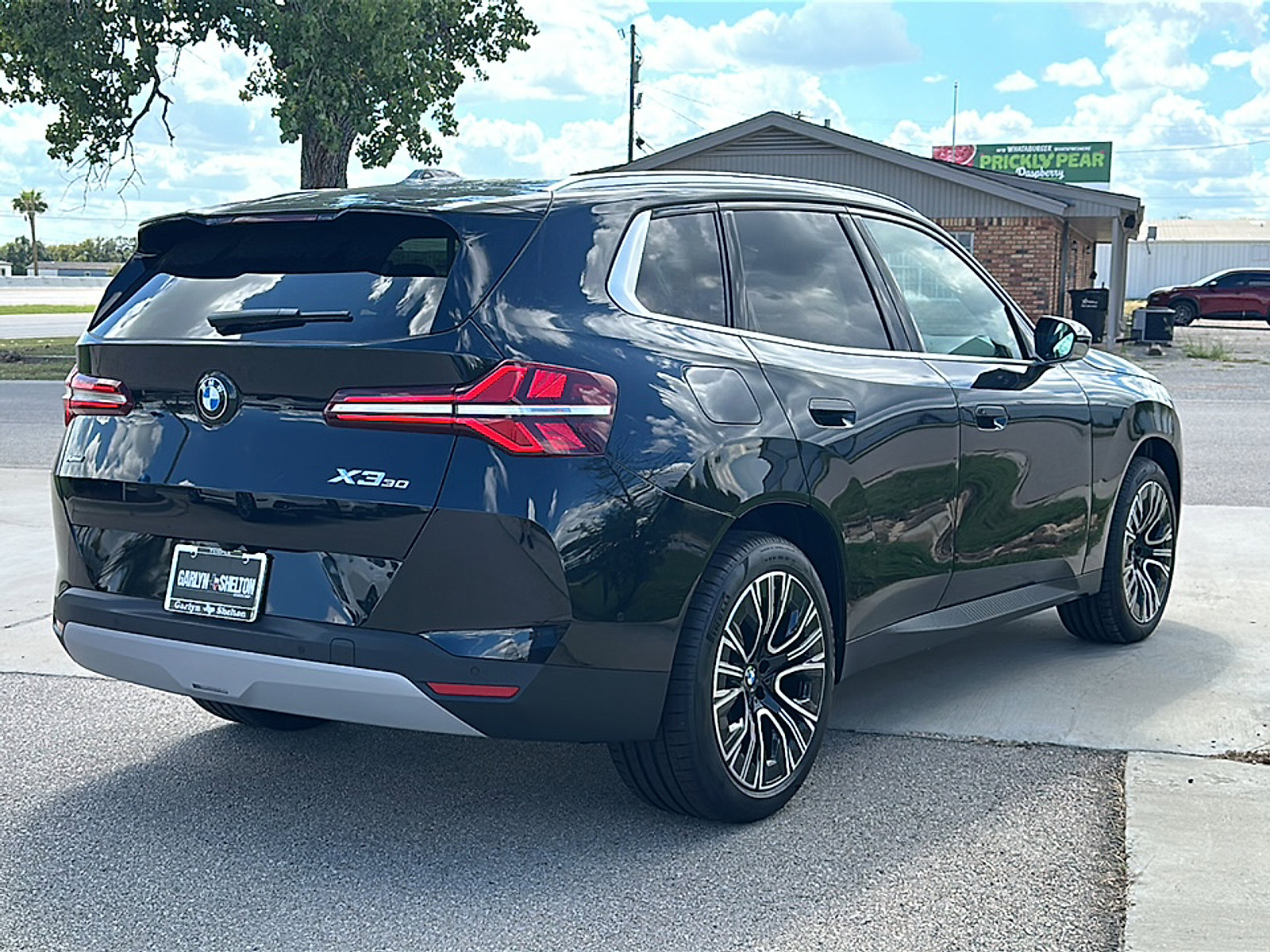 New 2026 BMW X3 xDrive30 w/ Convenience Package image 8