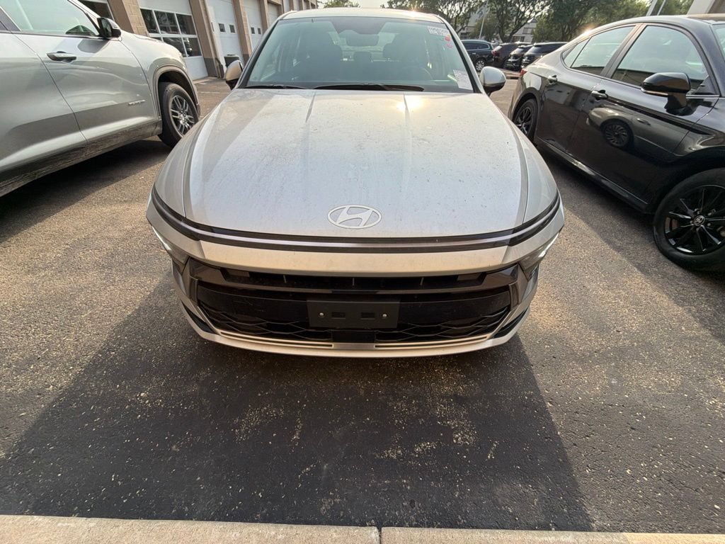 Used 2025 Hyundai Sonata SEL FWD image 11