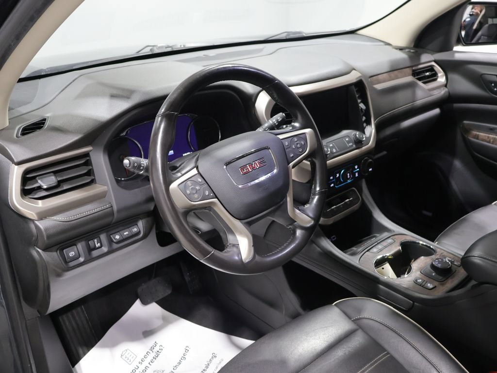 Used 2020 GMC Acadia Denali w/ Technology Package AWD/4WD image 15