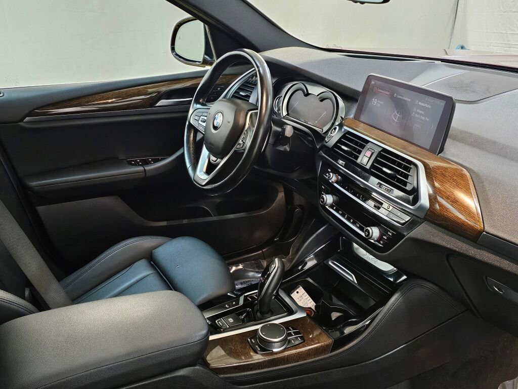 Used 2019 BMW X4 xDrive30i w/ Premium Package image 10