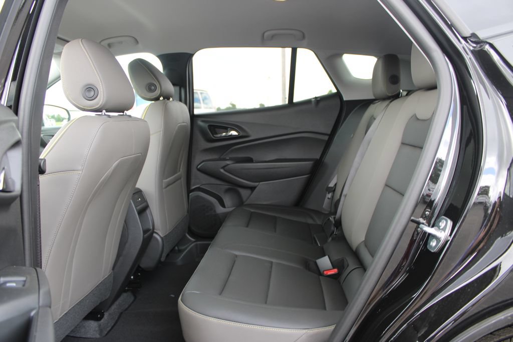 New 2026 Chevrolet Trax ACTIV w/ Driver Confidence Package FWD image 26