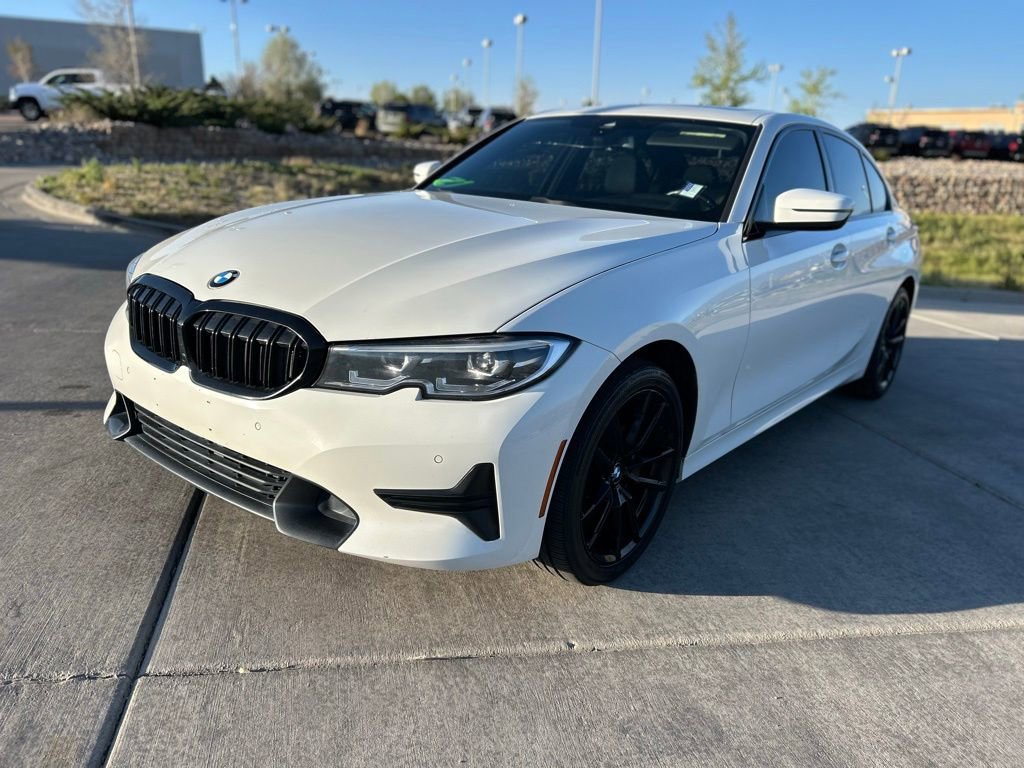Used 2021 BMW 330i xDrive Sedan w/ Convenience Package AWD/4WD image 3