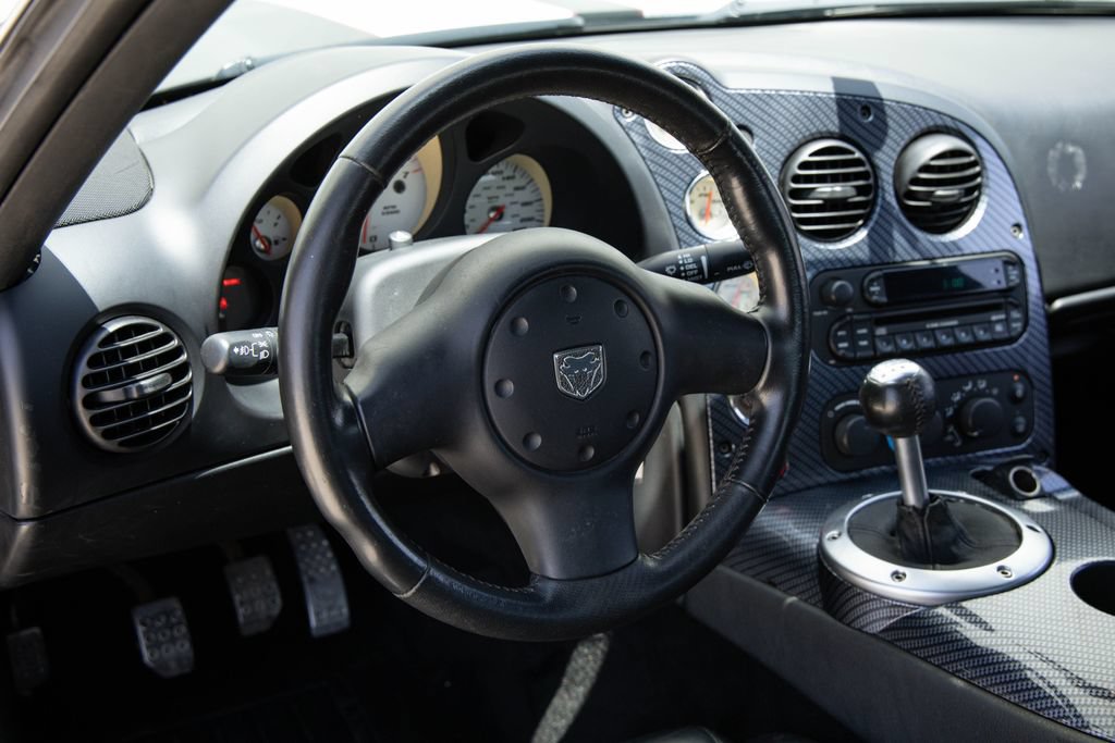 Used 2006 Dodge Viper SRT-10 RWD image 26