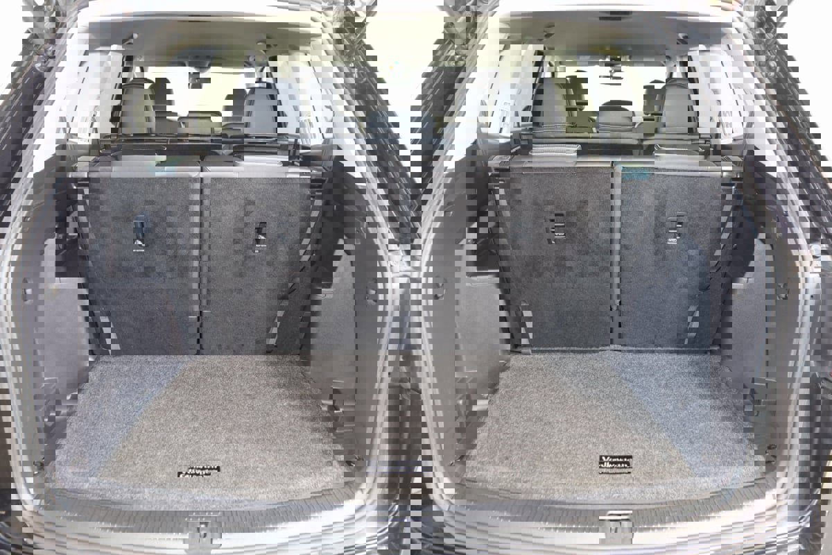 Used 2024 Volkswagen Atlas SE image 48