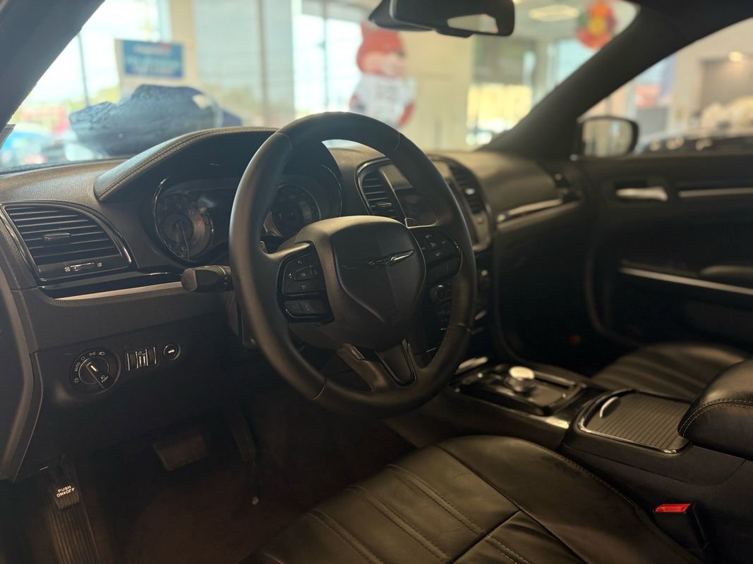 Used 2017 Chrysler 300 S image 14