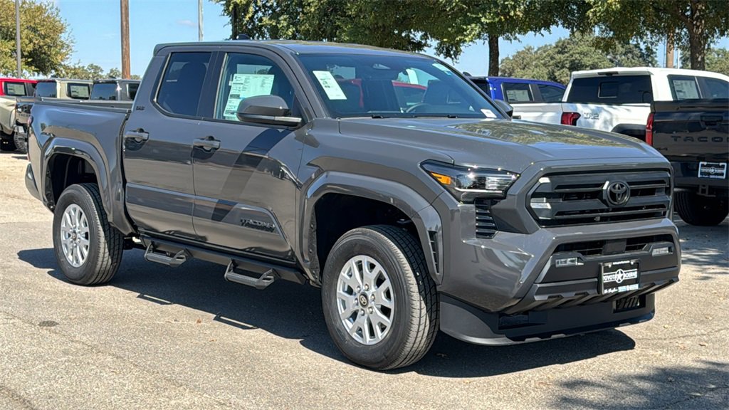 New 2025 Toyota Tacoma SR5 image 3