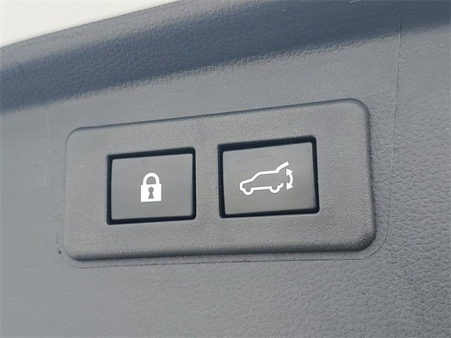 Certified 2023 Subaru Outback Limited image 9