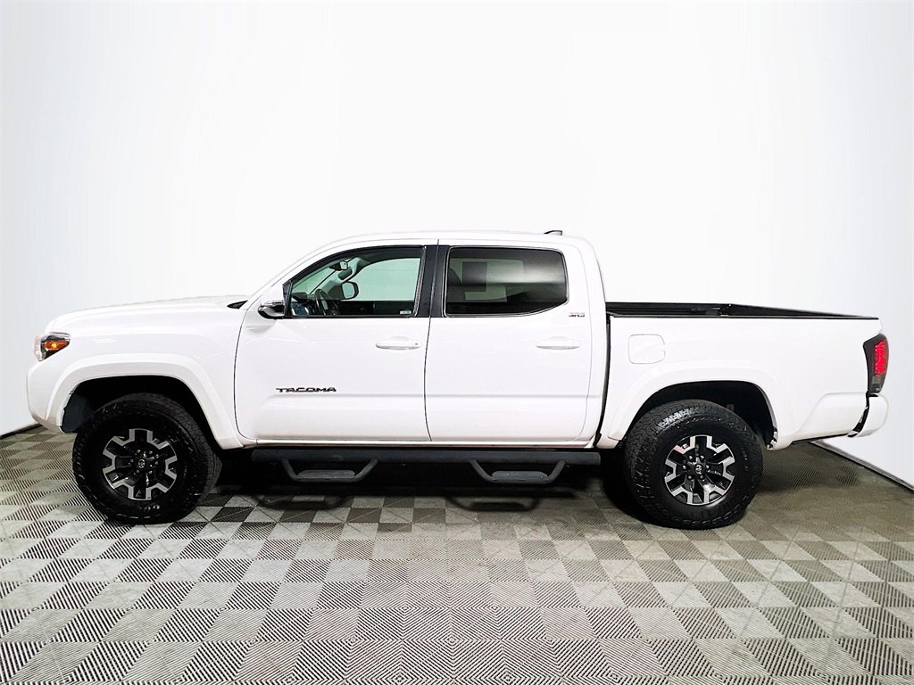 Certified 2021 Toyota Tacoma SR5 image 5