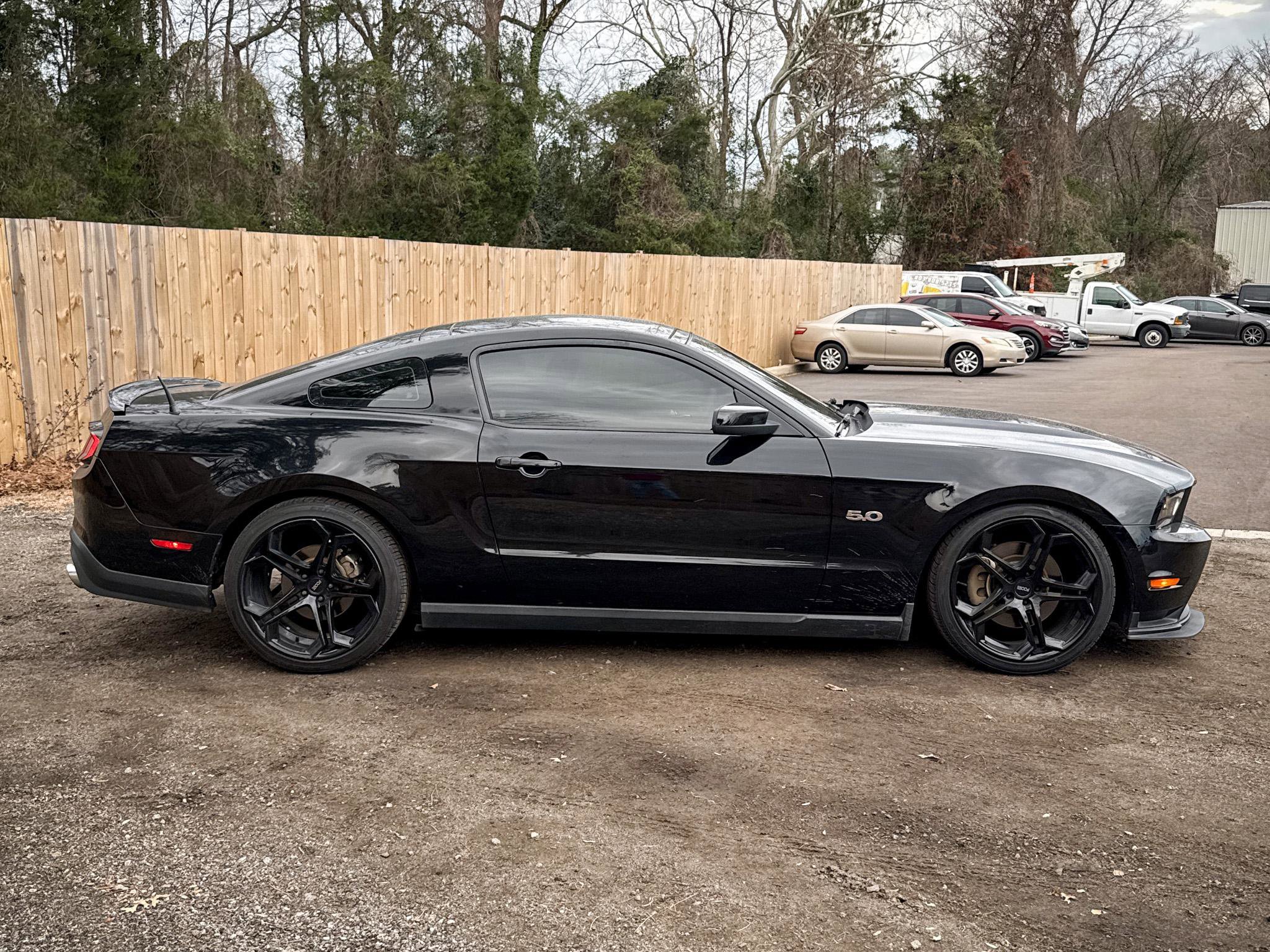 Used 2011 Ford Mustang GT Premium w/ Security Pkg image 17