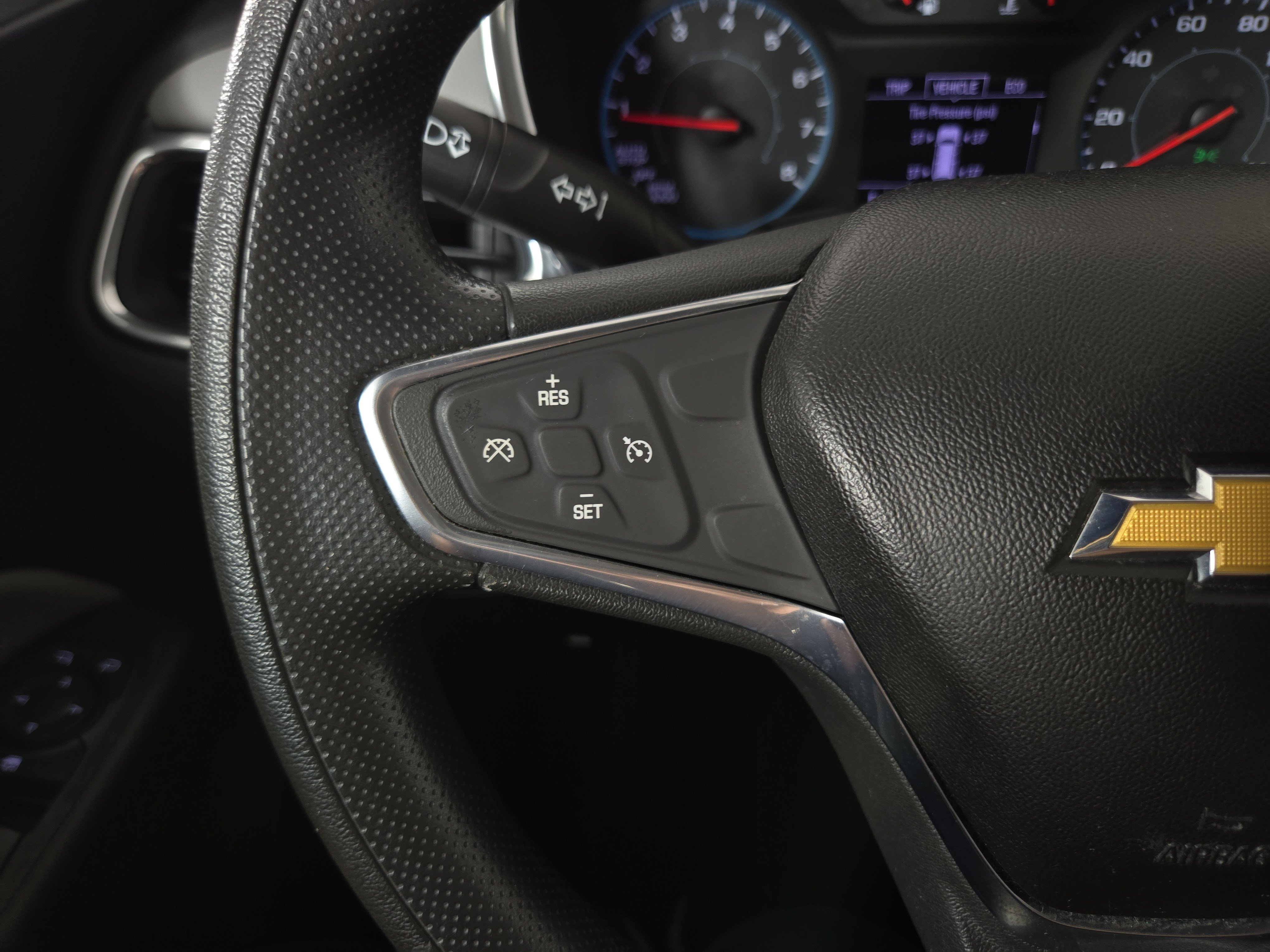 Used 2019 Chevrolet Equinox LS FWD image 15
