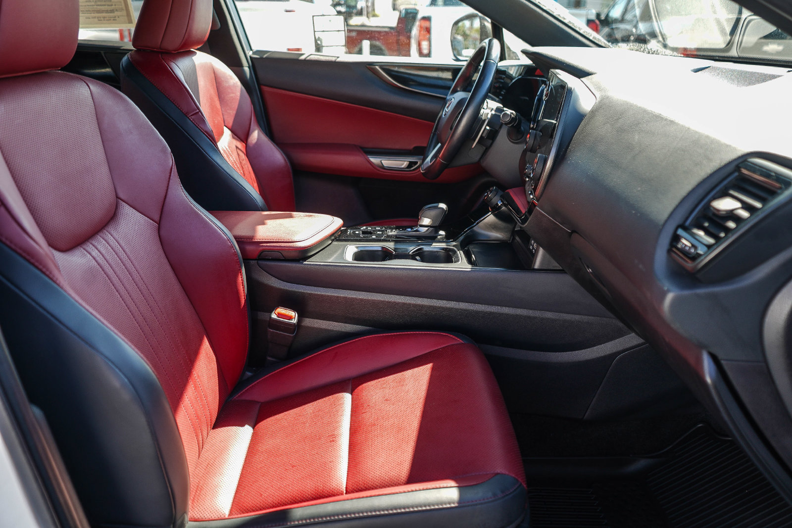 Used 2022 Lexus NX 350h AWD w/ Towing Package (2000 Lbs) image 19