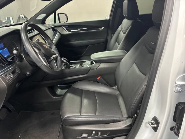 Certified 2024 Cadillac XT5 Premium Luxury FWD image 9