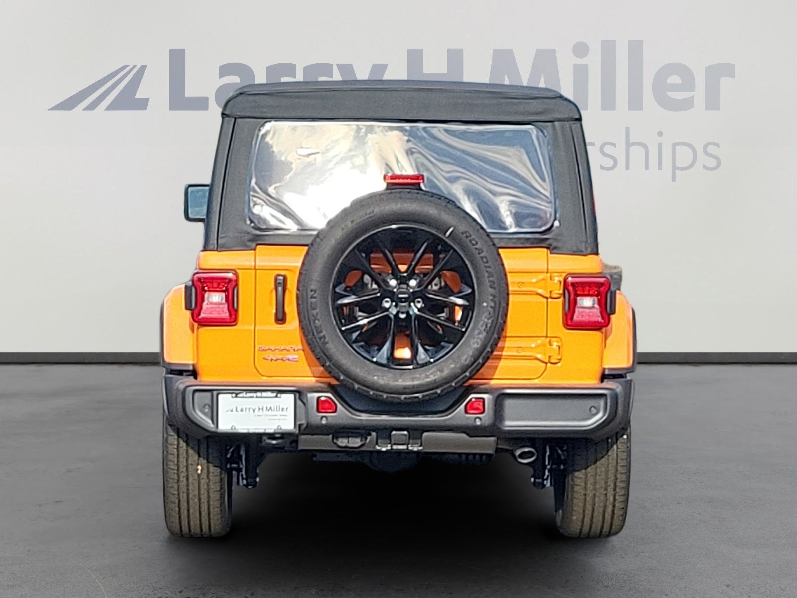 New 2025 Jeep Wrangler Sahara image 4