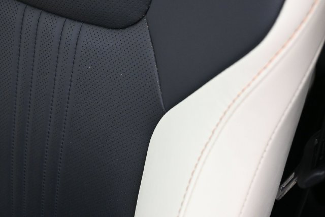 Used 2024 Lexus NX 250 FWD image 13