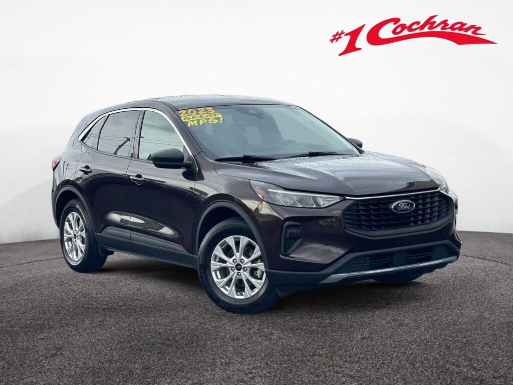 Used 2023 Ford Escape Active w/ Tech Pack #1 image 1