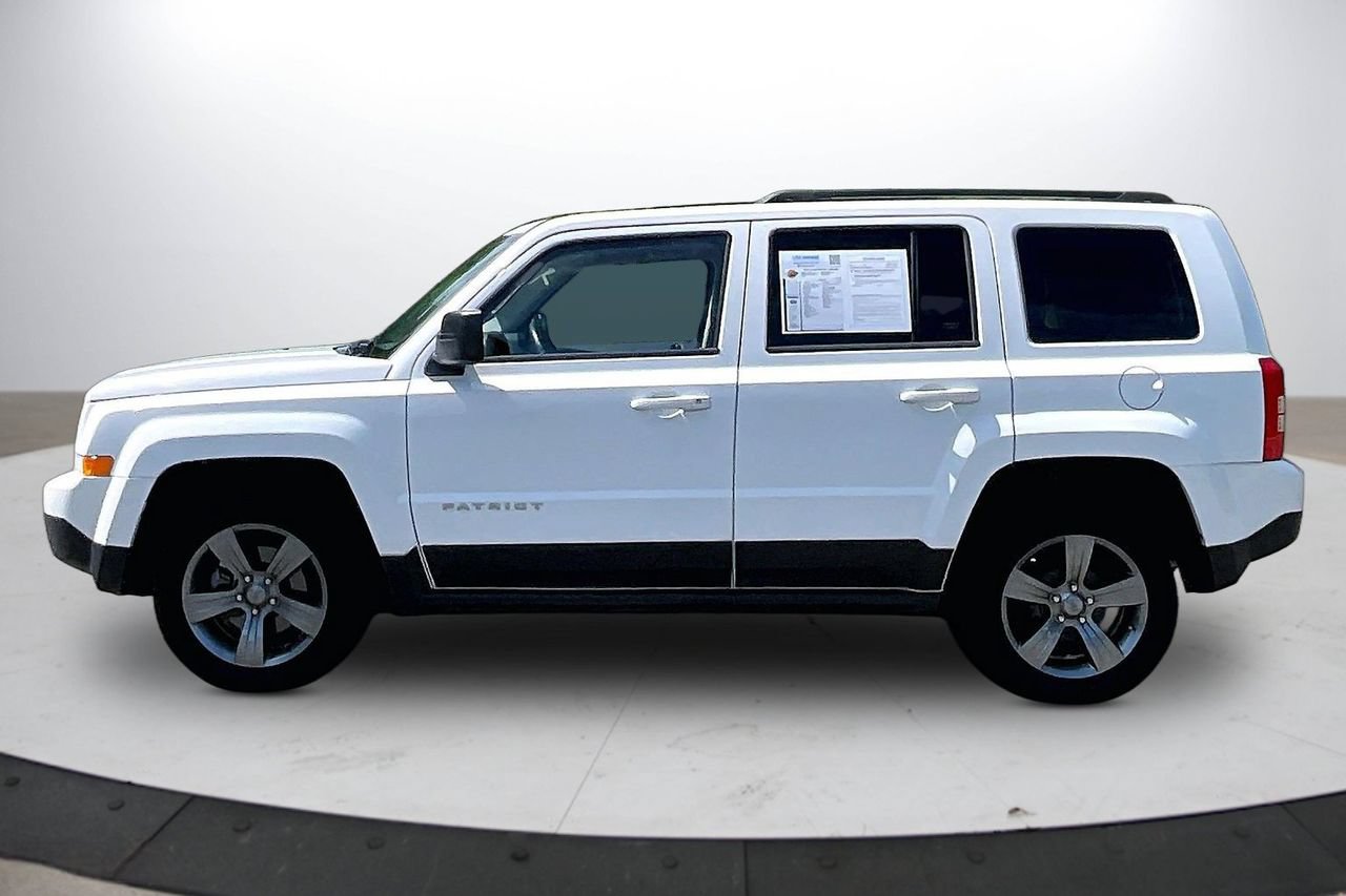 Used 2015 Jeep Patriot High Altitude FWD image 5