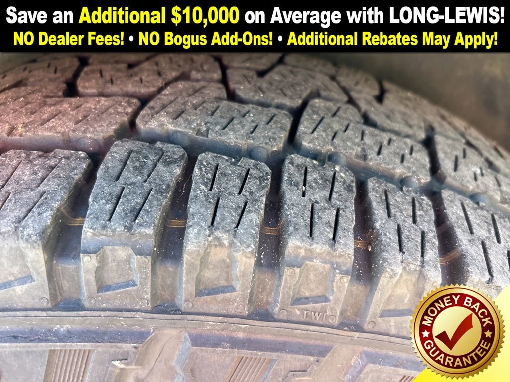 Used 2022 Rivian R1T Adventure image 11