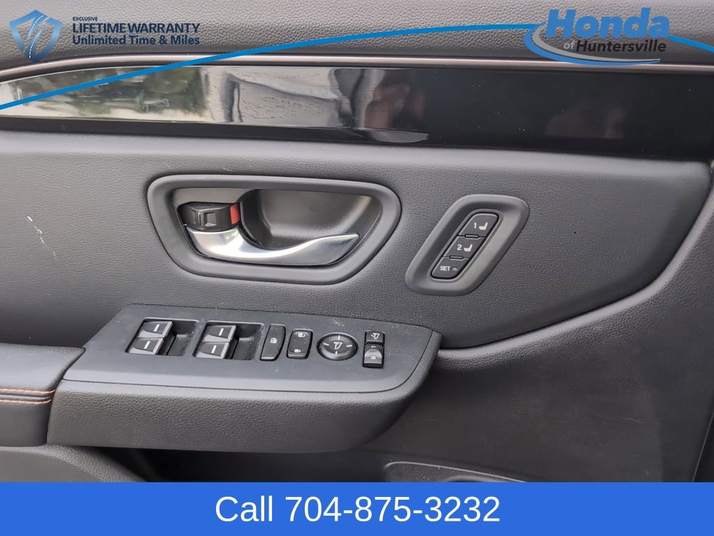 Used 2024 Honda Pilot TrailSport image 28