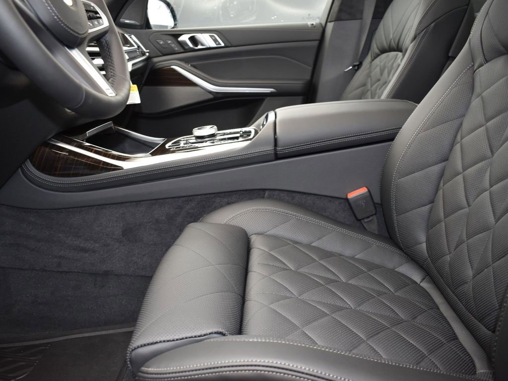 New 2026 BMW X7 xDrive40i w/ Executive Package image 13