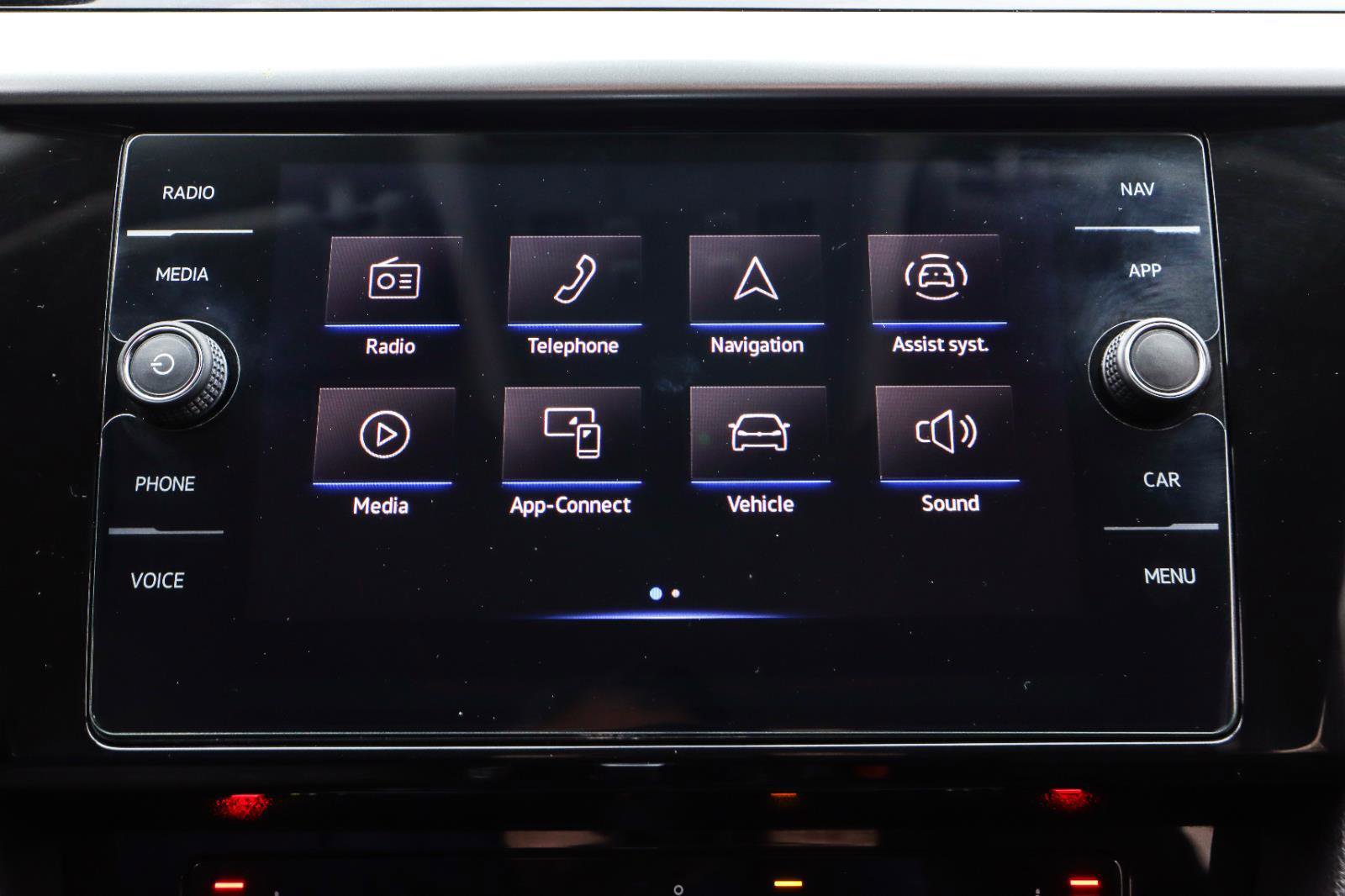 Used 2021 Volkswagen Arteon SE w/ Arteon MDO Package image 9