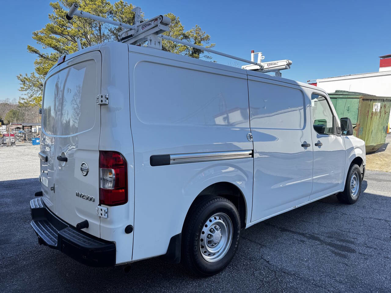 Used 2018 Nissan NV 2500 SV image 10