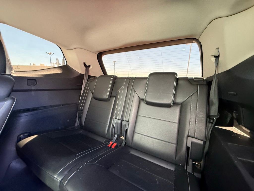 Certified 2023 Volkswagen Atlas SEL R-Line image 9