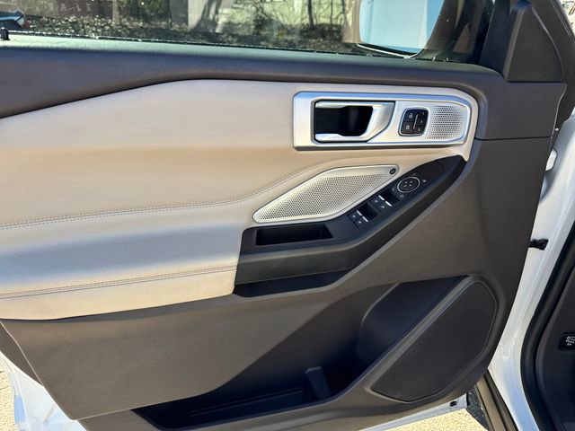 Used 2020 Ford Explorer Platinum AWD/4WD image 13