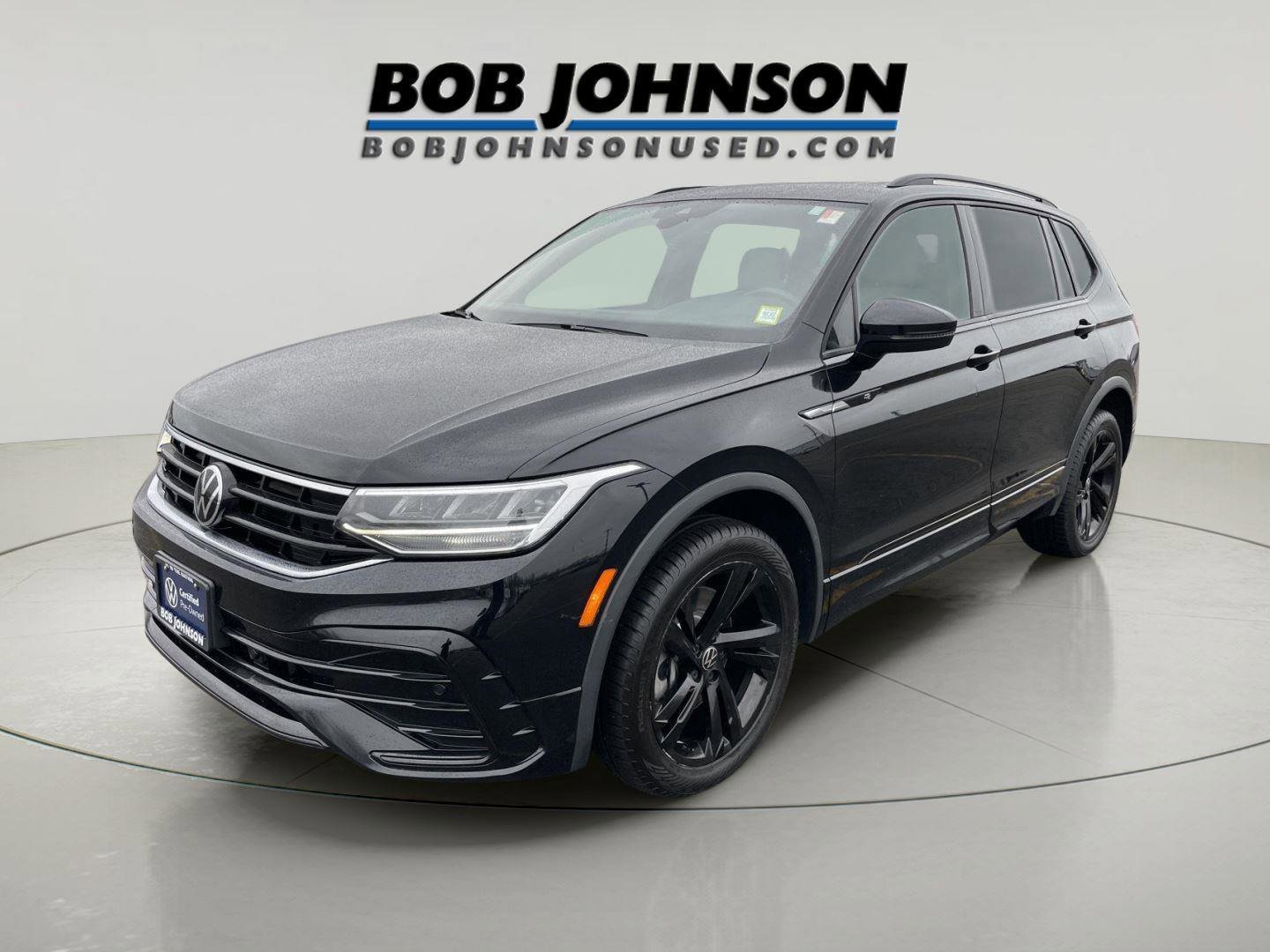 Used 2023 Volkswagen Tiguan SE R-Line image 7