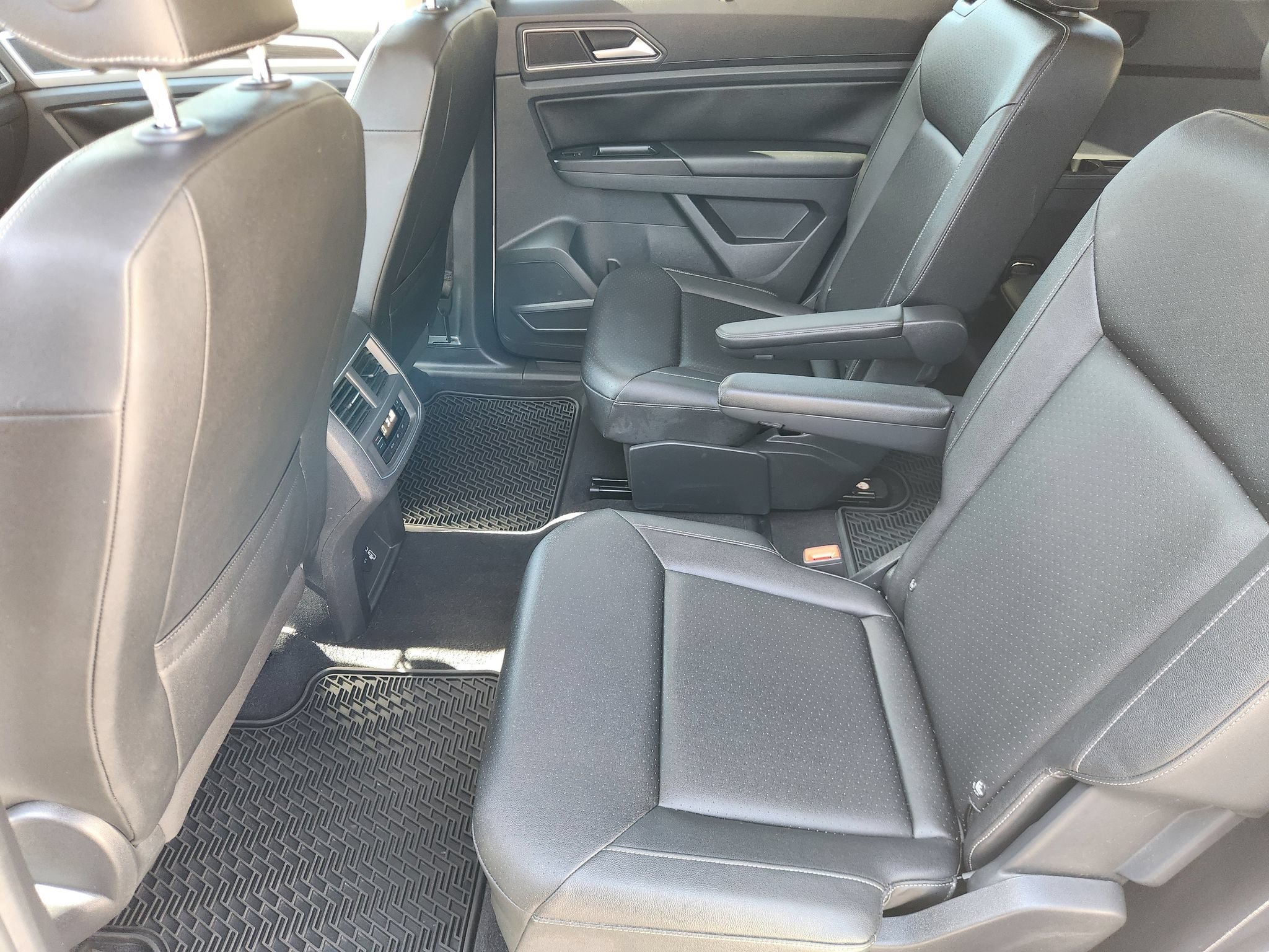 Used 2019 Volkswagen Atlas SE w/ Towing Package FWD image 10
