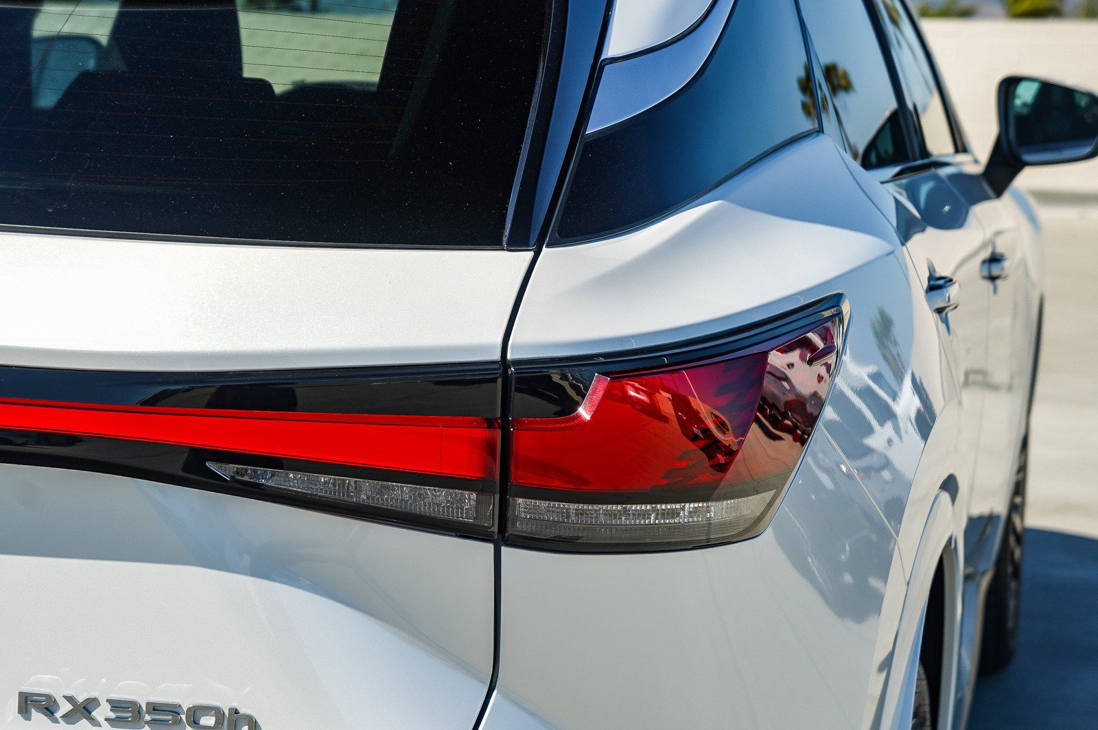 Used 2025 Lexus RX 350h w/ Convenience Package AWD/4WD image 8