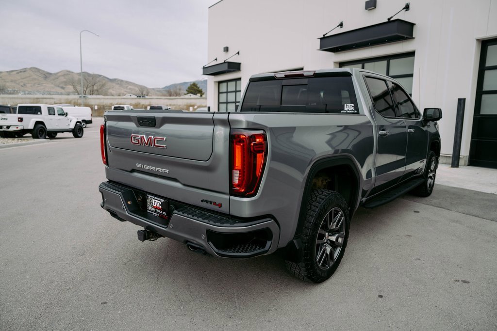 Used 2021 GMC Sierra 1500 AT4 w/ AT4 Premium Package image 9