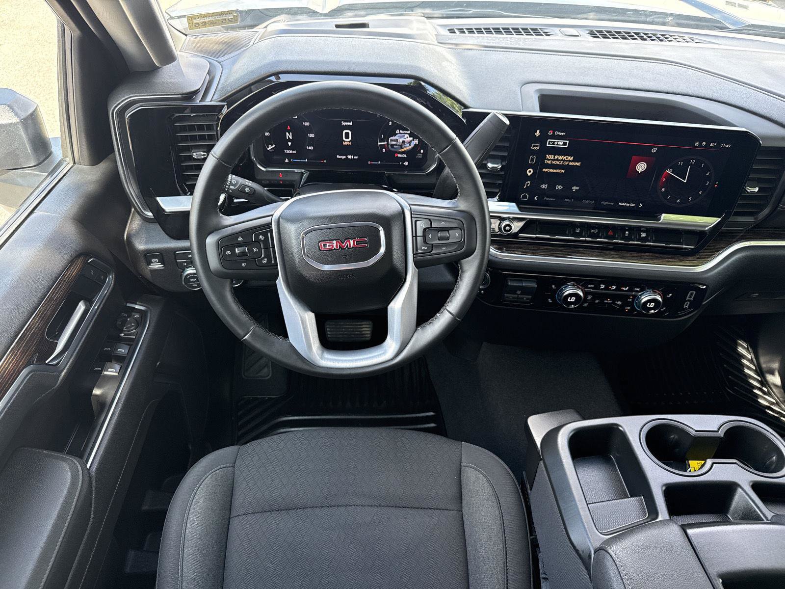 Used 2026 GMC Sierra 2500 SLE w/ SLE Value Package; AWD/4WD image 19