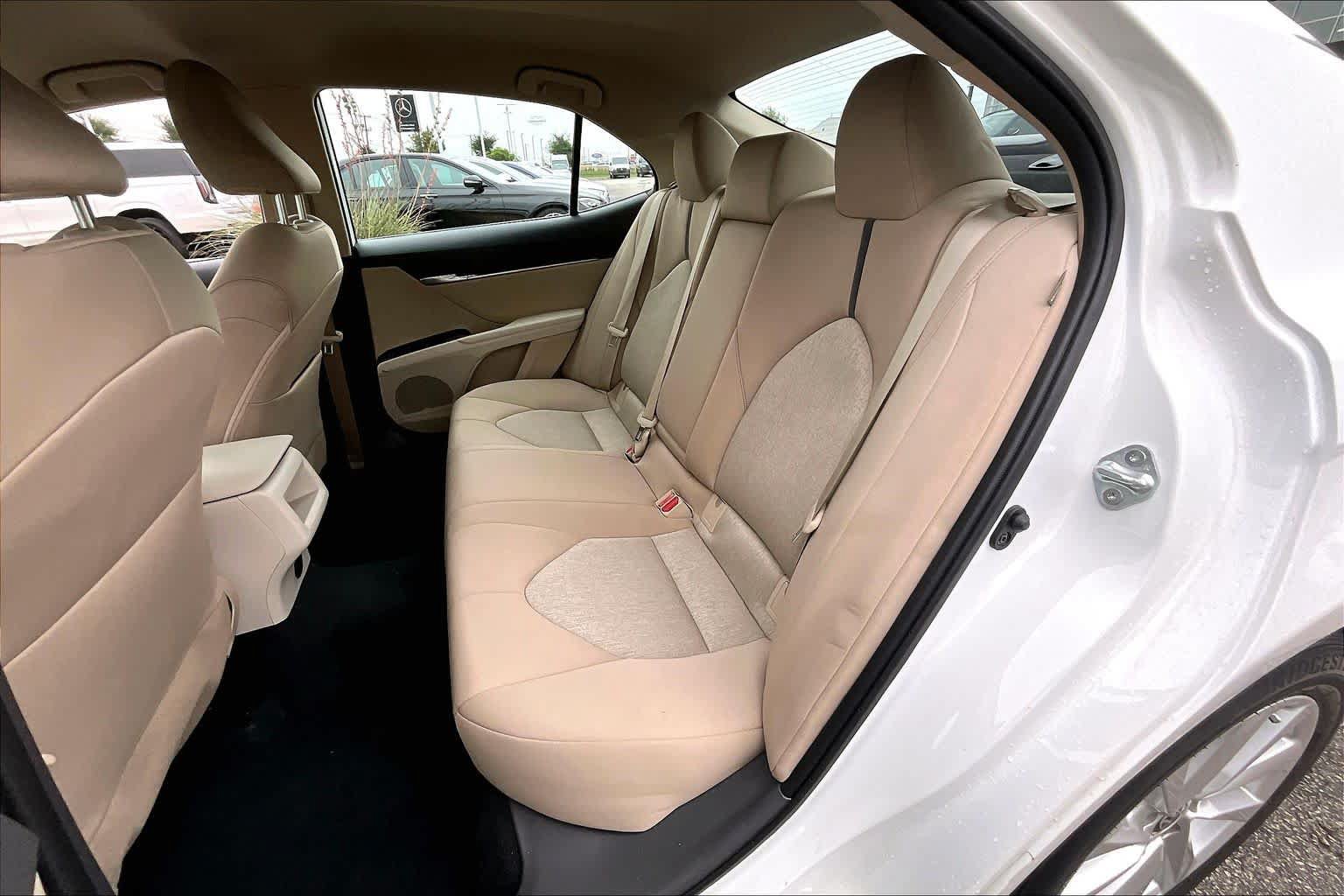 Used 2024 Toyota Camry LE FWD image 33