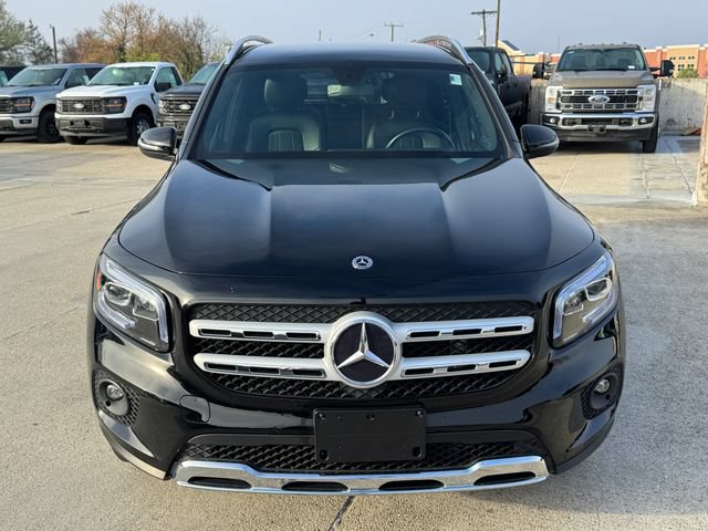 Used 2023 Mercedes-Benz GLB 250 4MATIC image 2