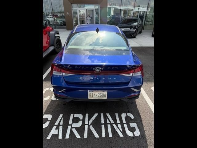 Used 2023 Hyundai Elantra SEL w/ Convenience Package FWD image 26